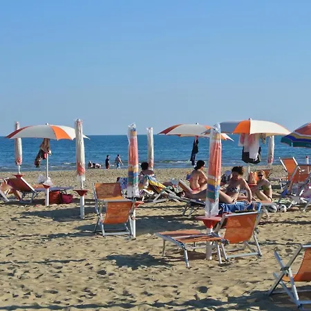 Fuer 4 Personen Ca 25 Qm In Bibione, Adriakueste Italien Und Umgebung - B62833 * Bibione