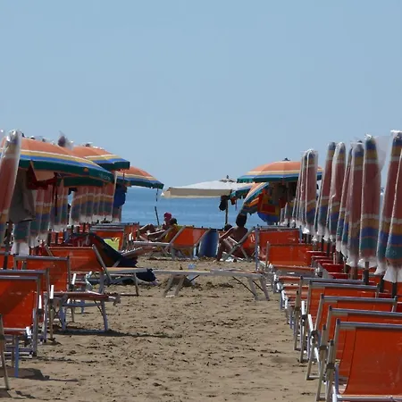 Fuer 4 Personen Ca 25 Qm In Bibione, Adriakueste Italien Und Umgebung - B62833 Bibione